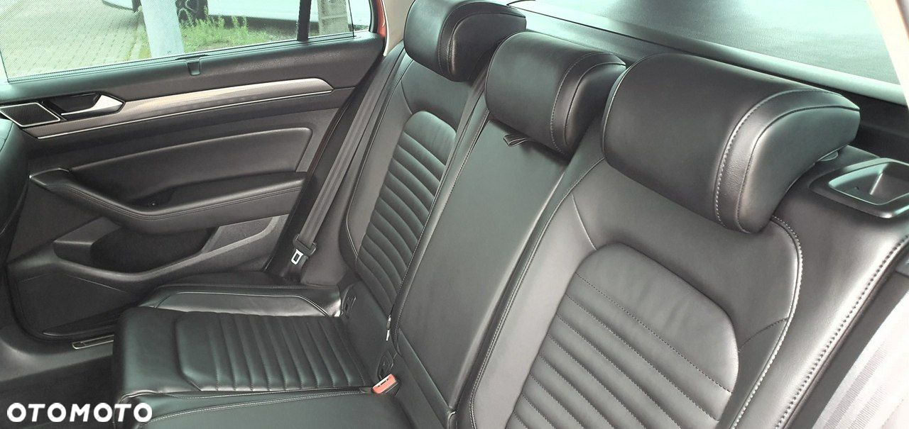 Volkswagen Passat Alltrack - 16