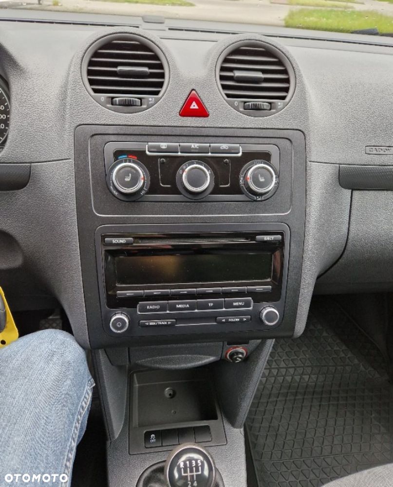 Volkswagen Caddy - 11