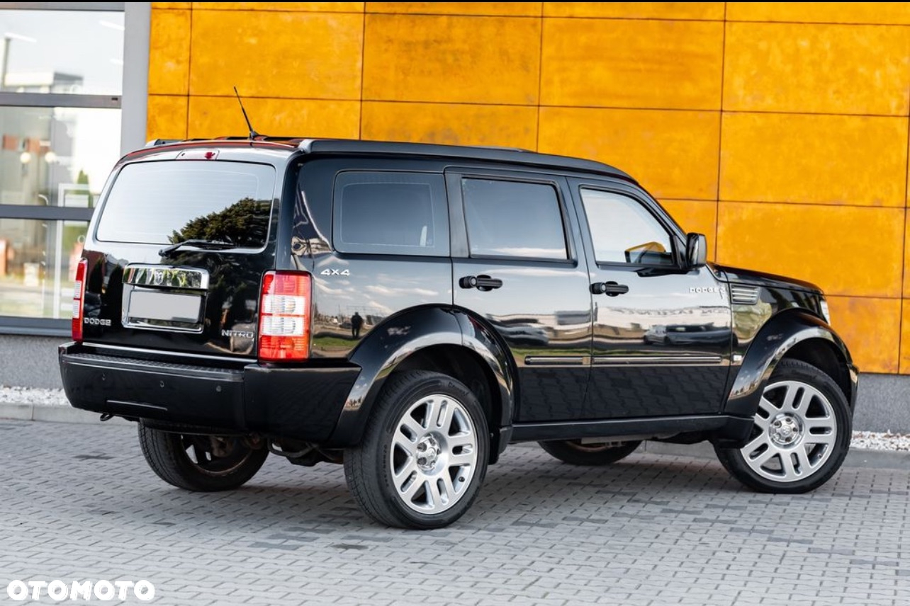Dodge Nitro 4.0 V6 RT - 4