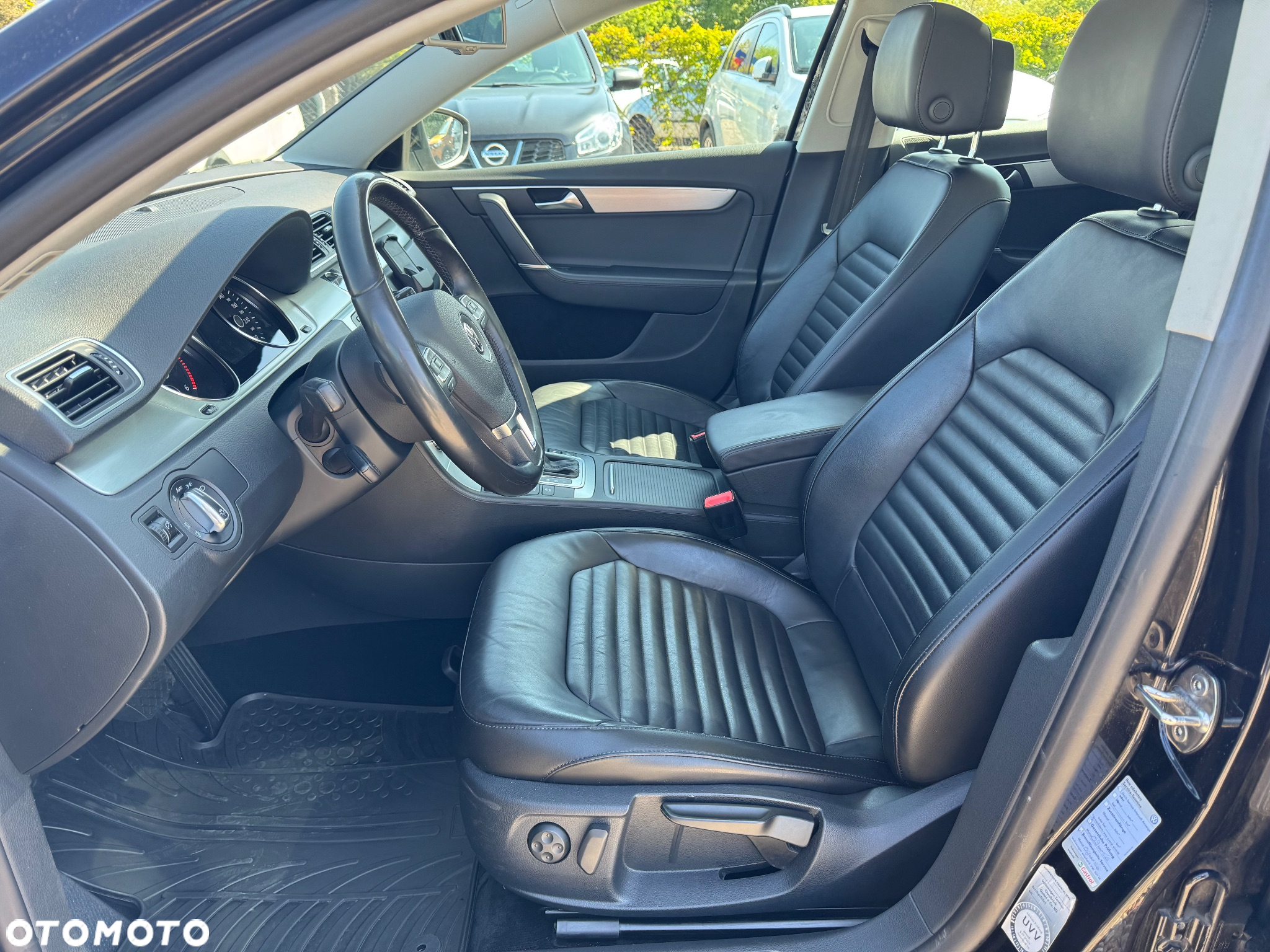 Volkswagen Passat Variant 2.0 TDI DSG BlueMotion Technology Highline - 22