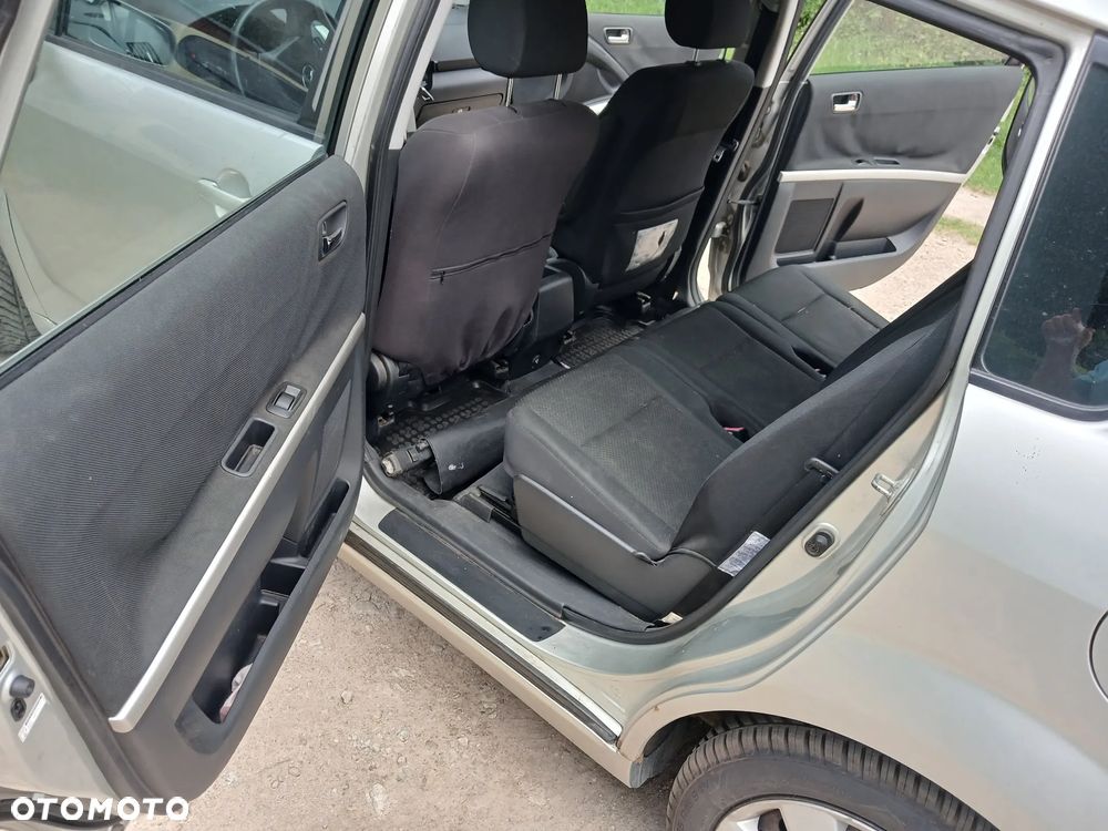 Toyota Corolla Verso 1.8 Sol - 8