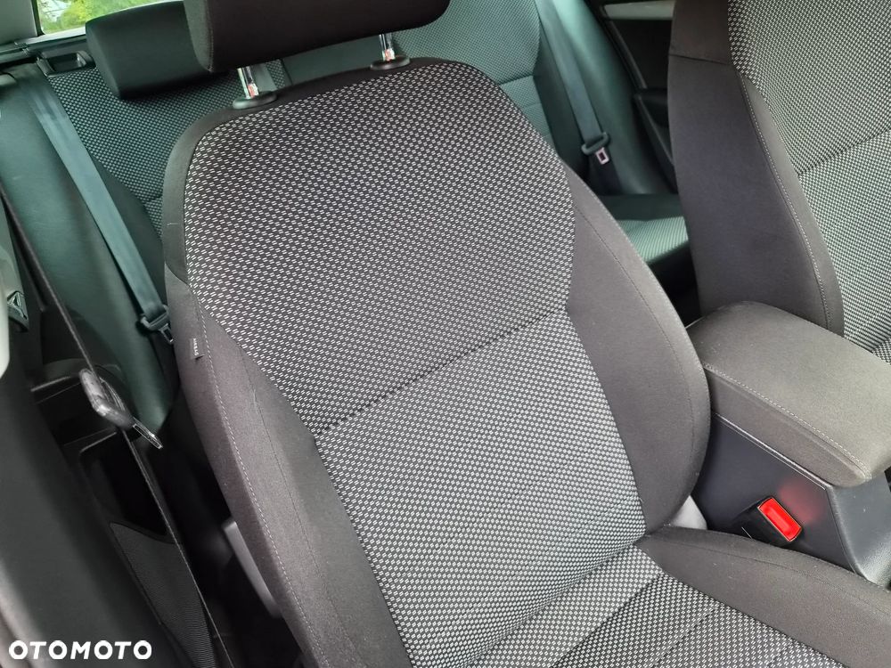 Skoda Octavia 1.4 TSI Ambition - 28