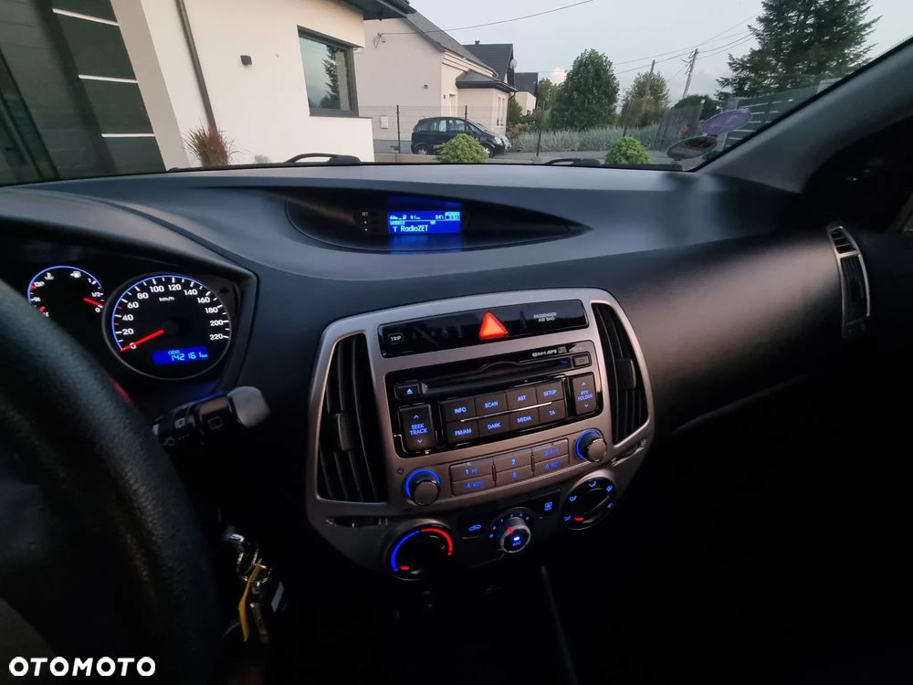 Hyundai i20 1.2 Fifa World Cup Edition - 15