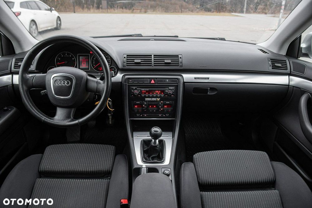 Audi A4 Avant 2.0T FSI Quattro - 5