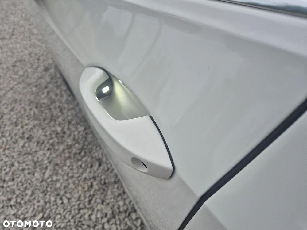 Volkswagen Golf - 19