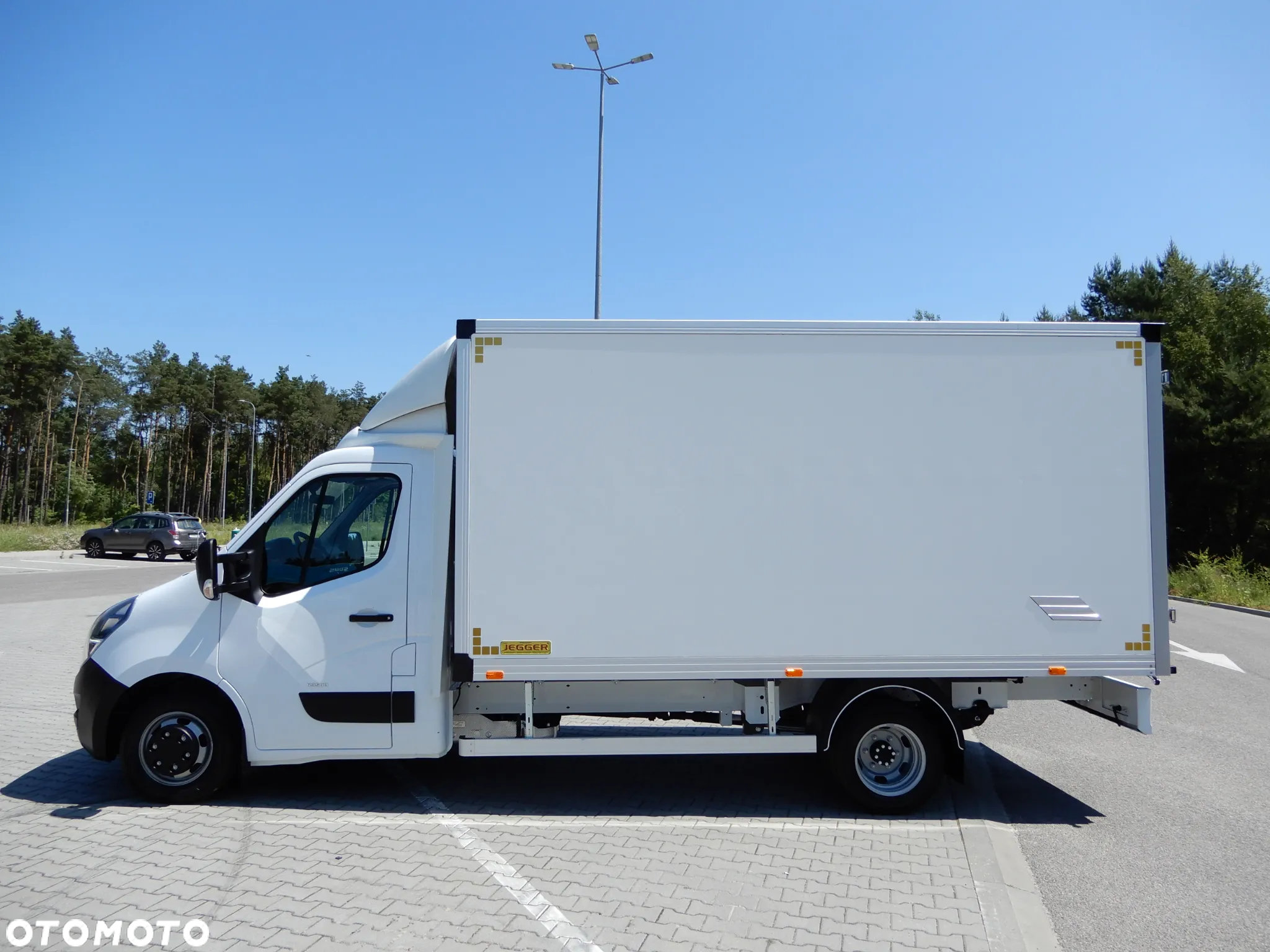 Opel MOVANO 2.3 CDTi 163 KM Bliźniak Kontener 4.26 CM 8 E.Palet JEGGER Boczne Drzwi 800 Kg Ładowność WZMACNIANY 60 Tys Przeb Stan Auta Jak NOWY - 6