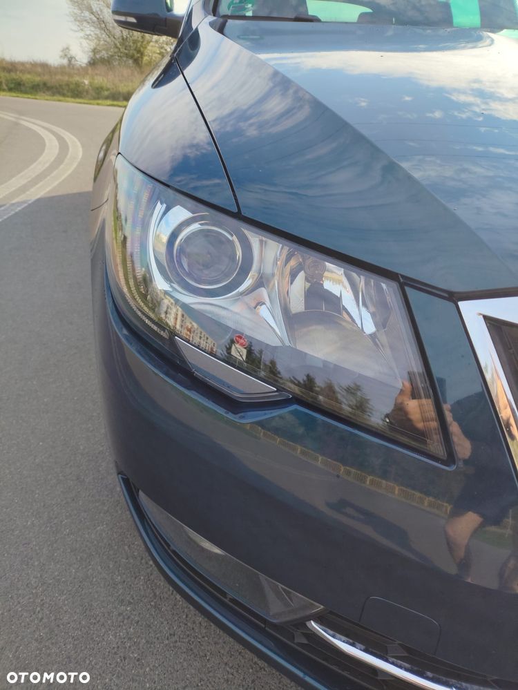 Skoda Superb 2.0 TDI Elegance - 26