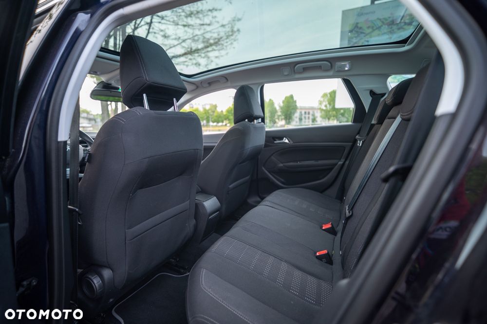 Peugeot 308 - 24