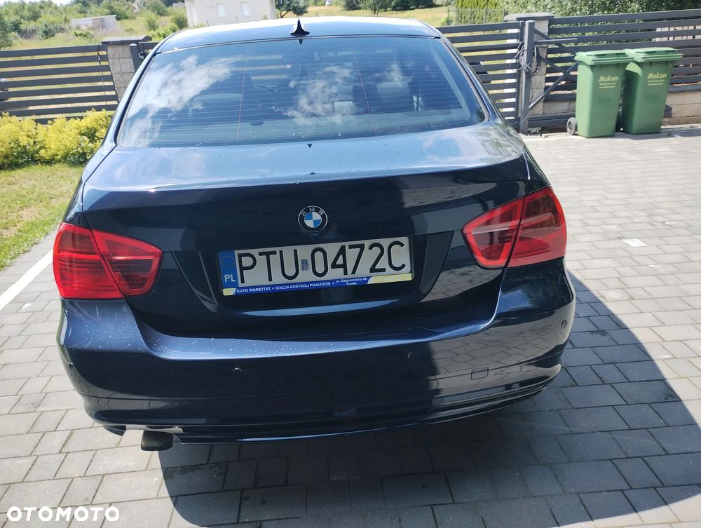BMW Seria 3 318d - 3