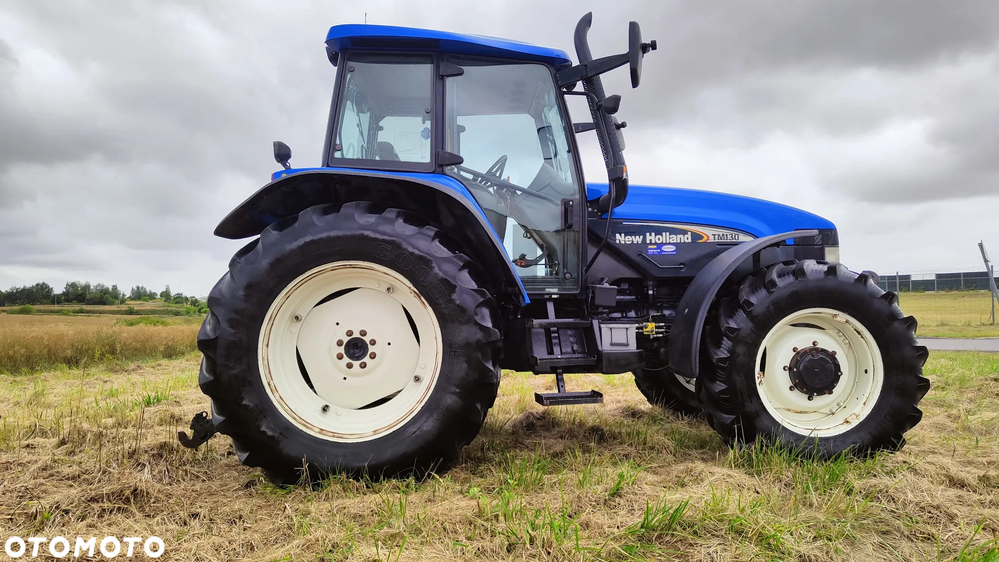 New Holland TM130 - 25