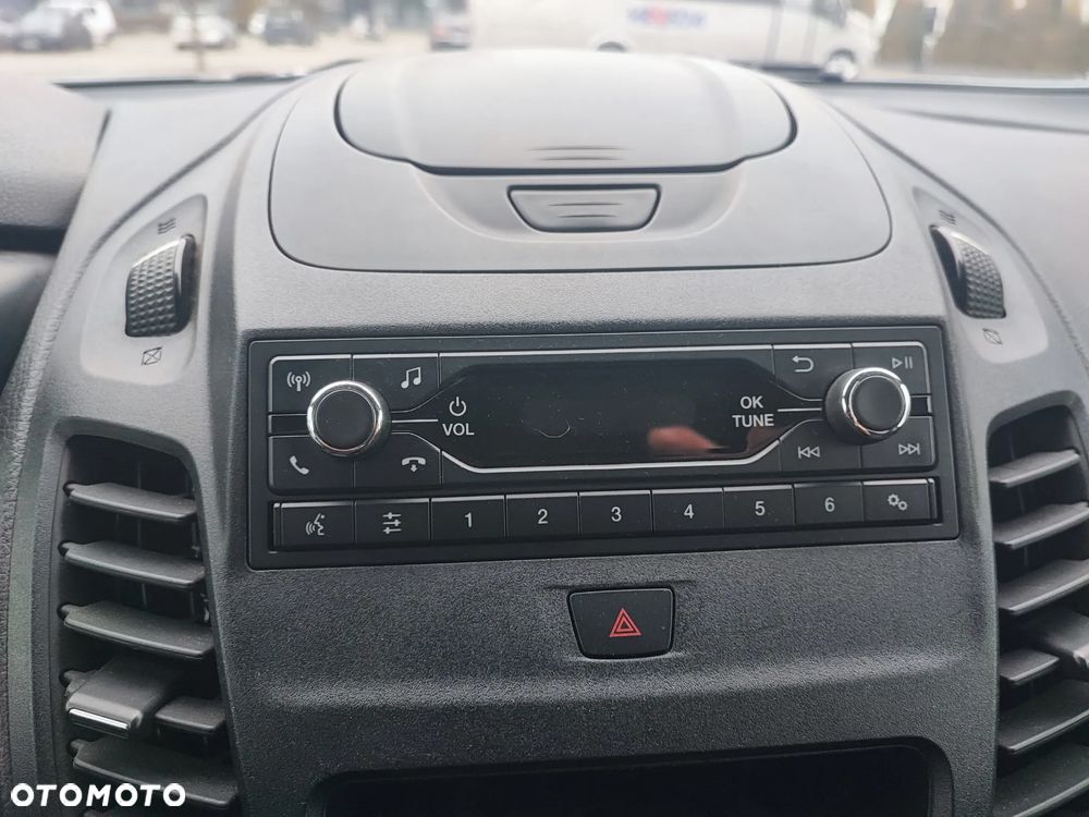Ford Transit Connect - 15