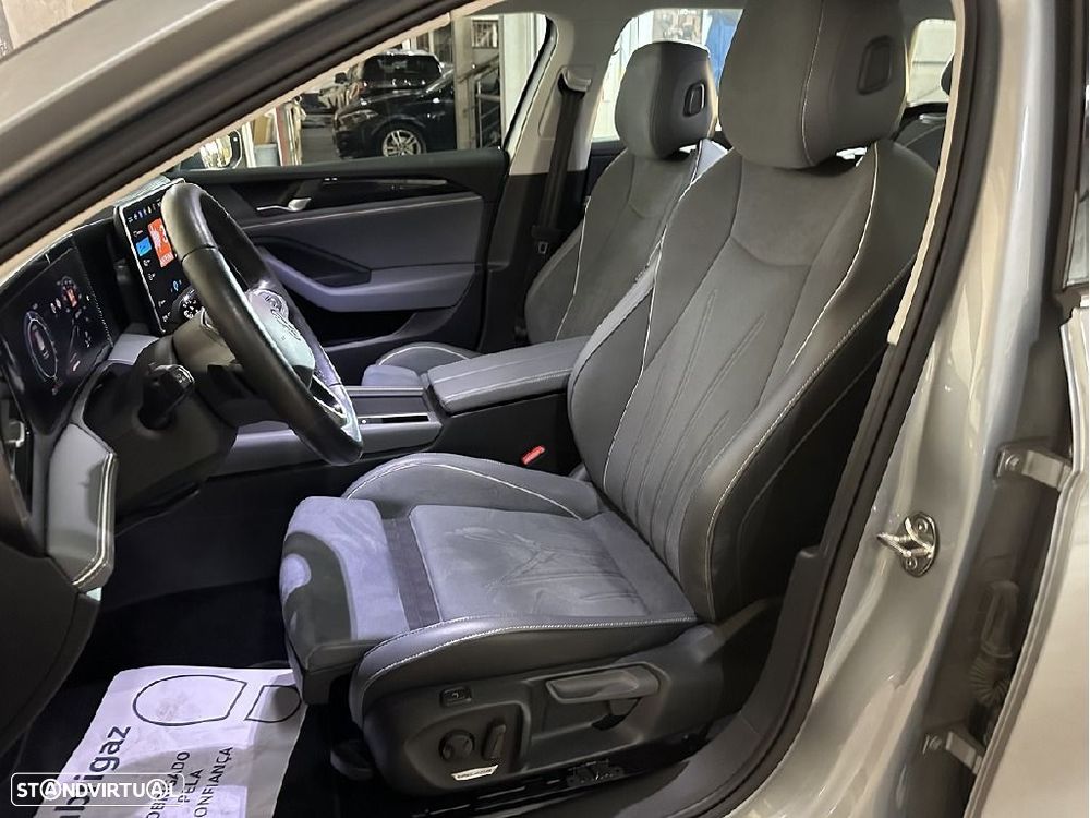 VW Passat Variant 1.5 TSI eHybrid DSG Versão Fiscal - 10