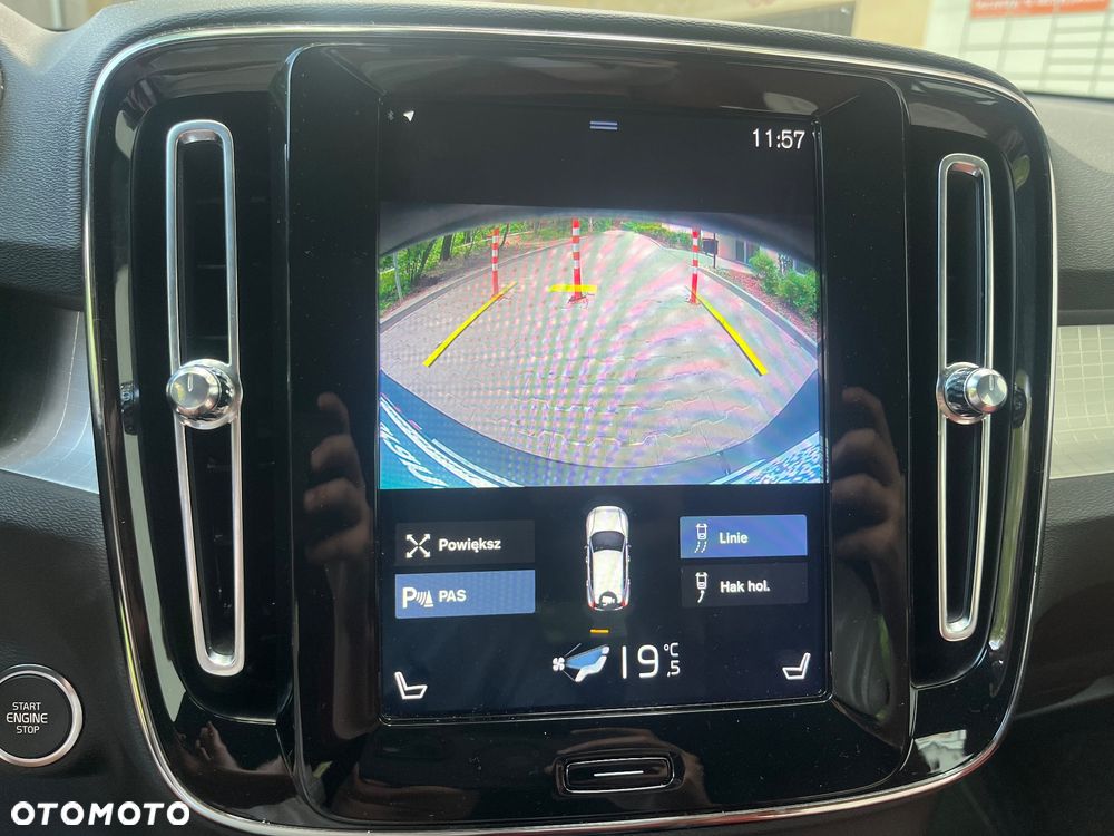Volvo XC 40 D3 Momentum Pro - 22