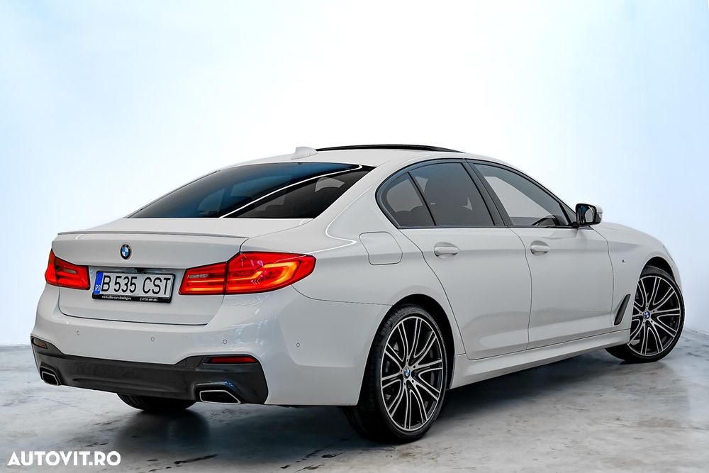 BMW 5 Series 2018 photo 2