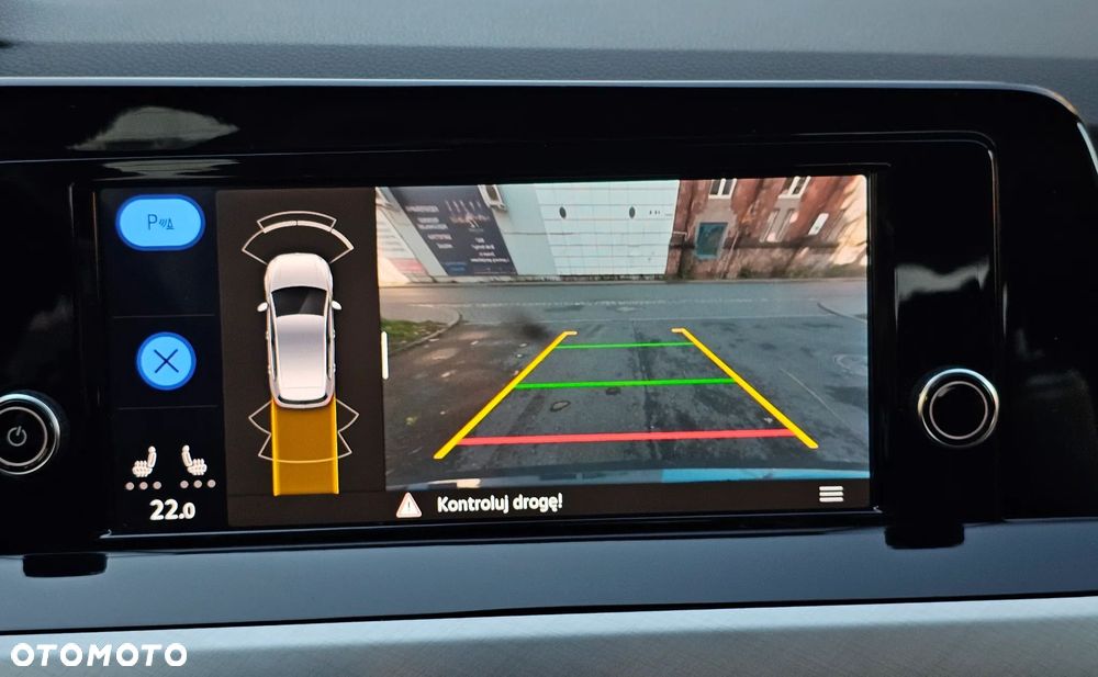 Volkswagen Golf VIII 1.5 eTSI Style DSG - 15