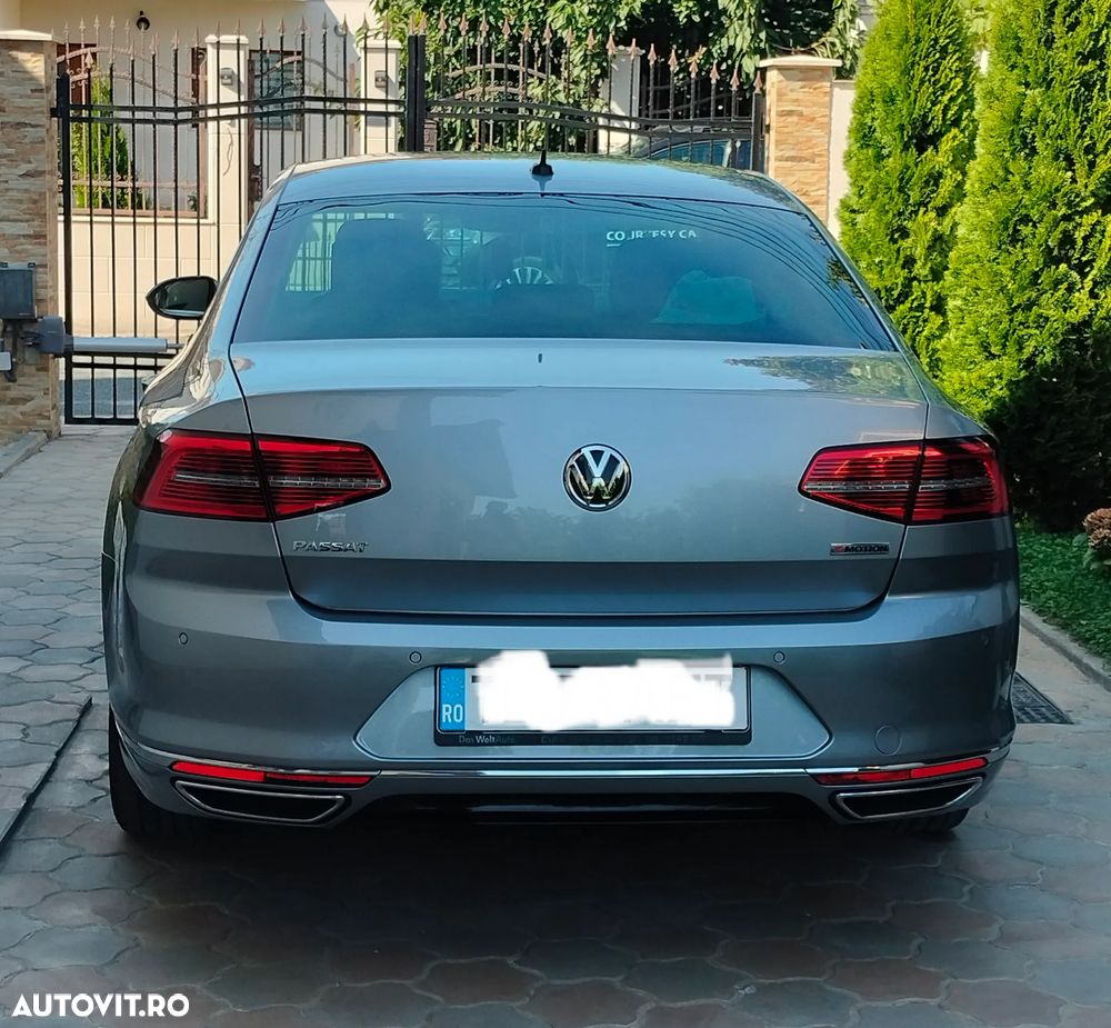 Volkswagen Passat 2.0 TDI DSG 4Motion R Executive - 4