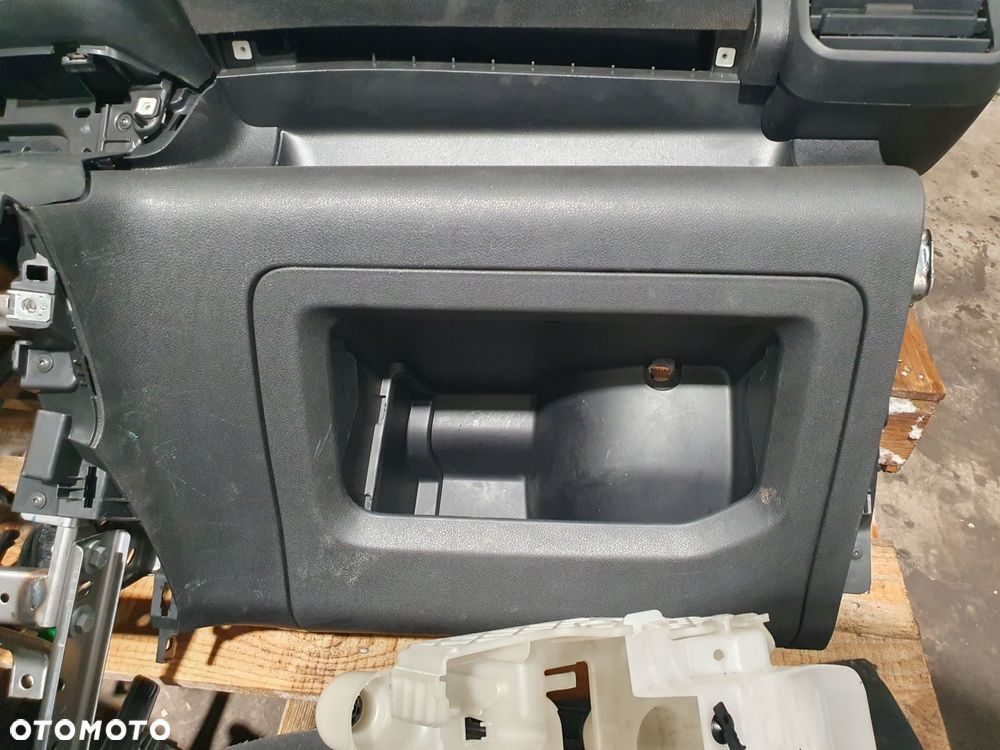 przekładka z anglika opel combo e berlingo iv rifter 21r 1.5d eu - 15