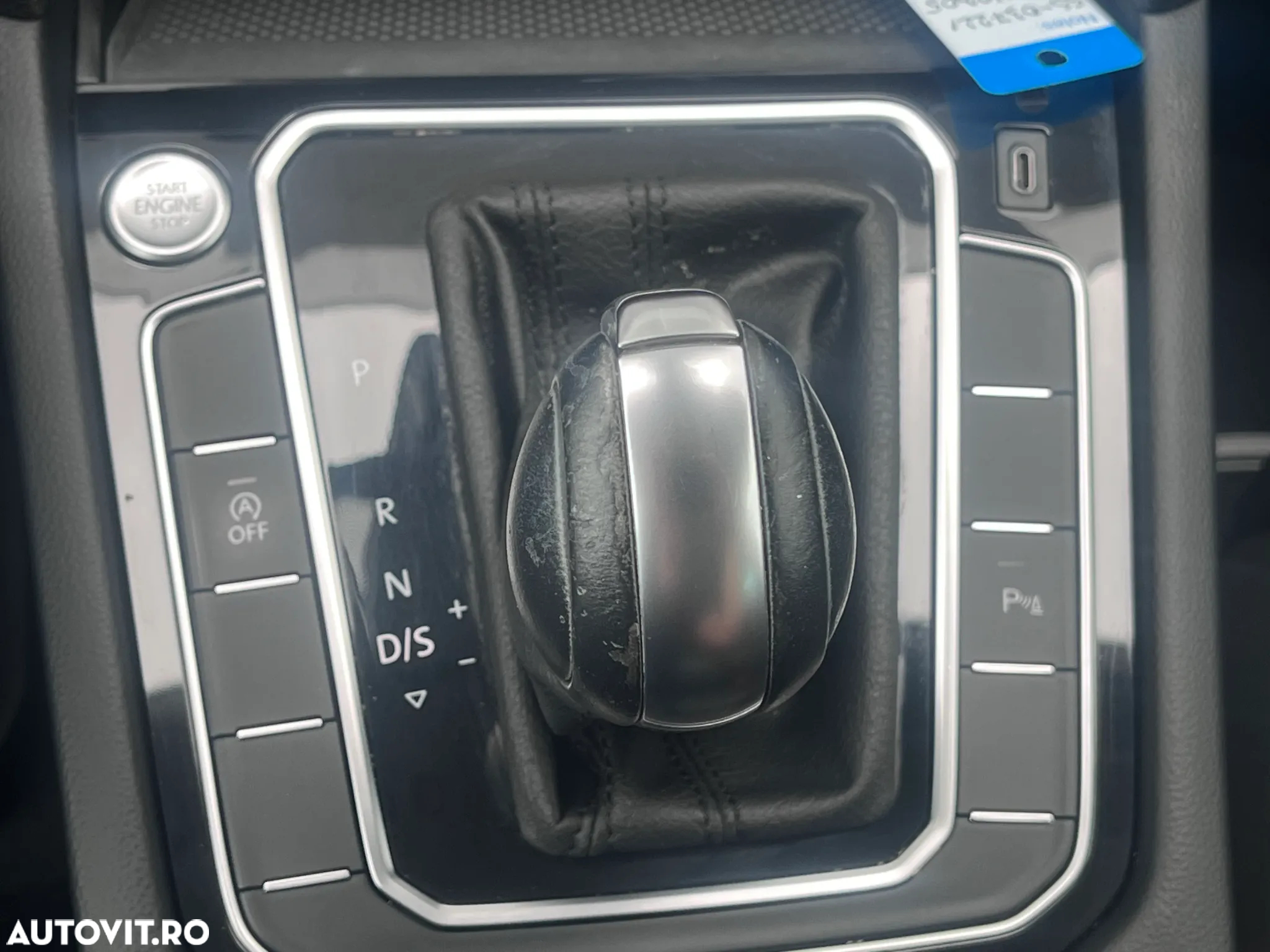 Volkswagen Passat 2.0 TDI DSG Highline - 19