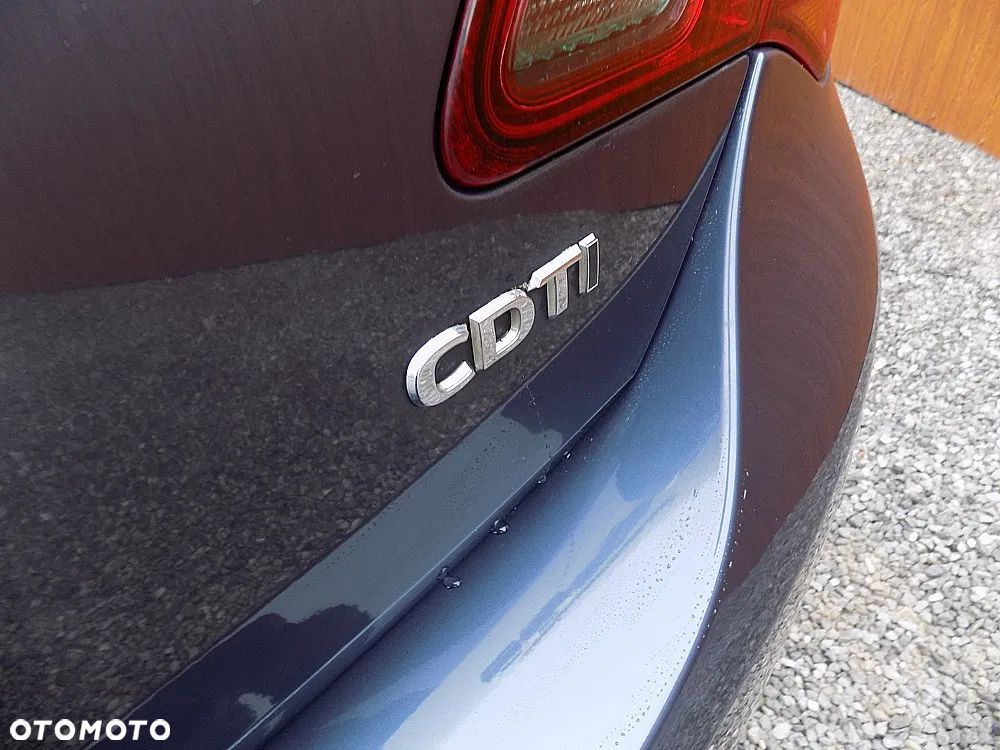 Opel Astra 1.7 CDTI DPF - 23