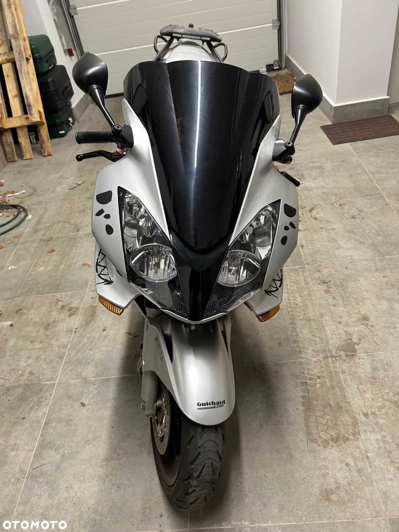 Honda VFR - 20