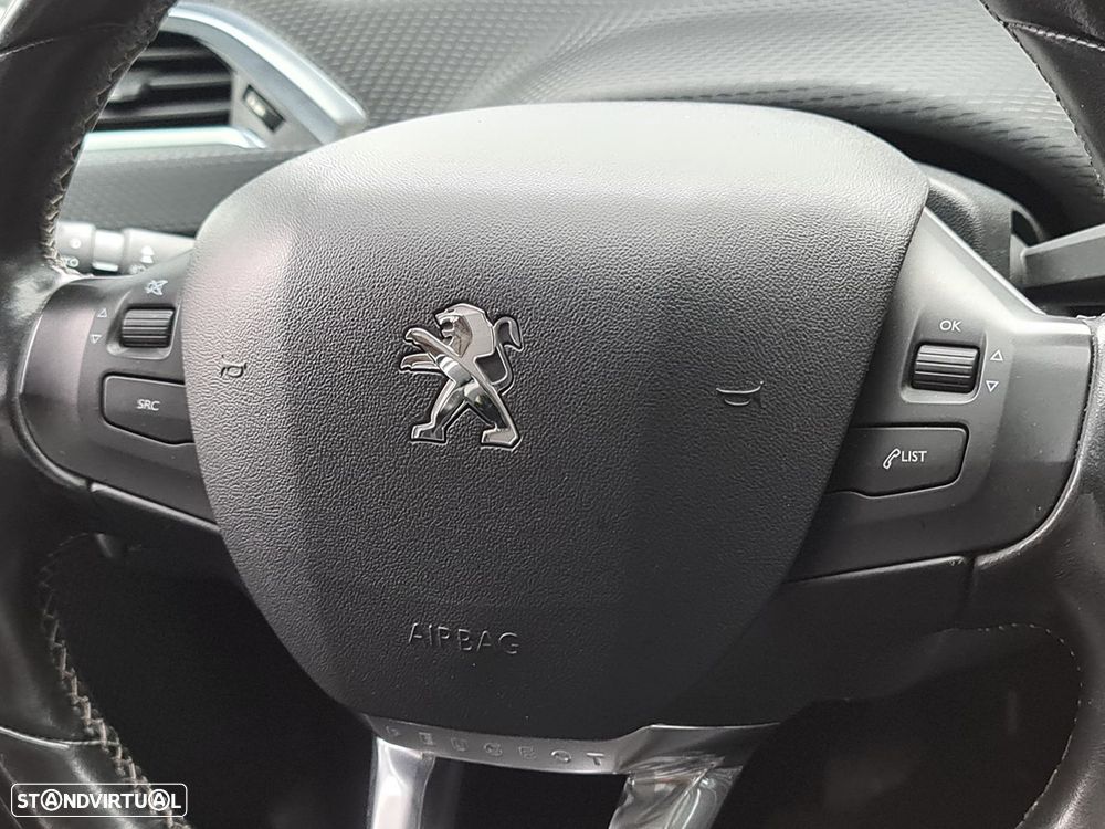 Peugeot 2008 1.6 BlueHDi Allure - 15