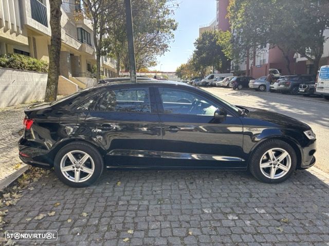 Audi A3 Limousine 30 TDI S tronic - 4