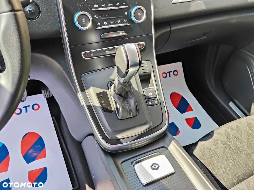 Renault Scenic TCe 140 GPF EDC LIMITED - 16