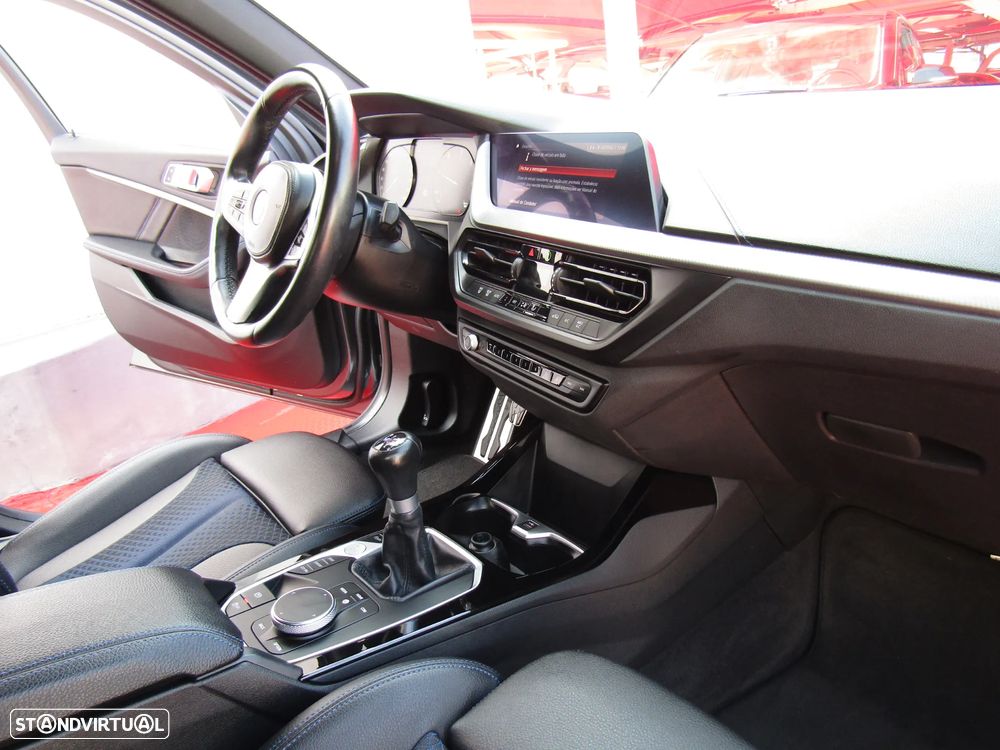 BMW 116 d Pack Desportivo M - 18