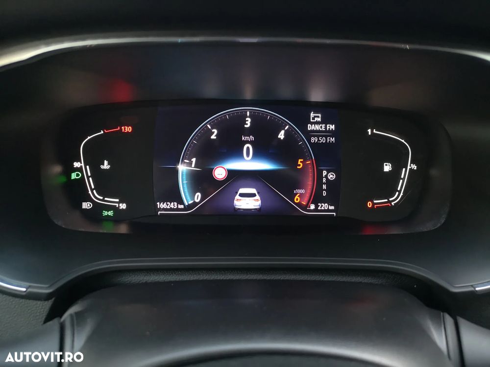 Renault Megane BLUE dCi 115 EDC BUSINESS EDITION - 20