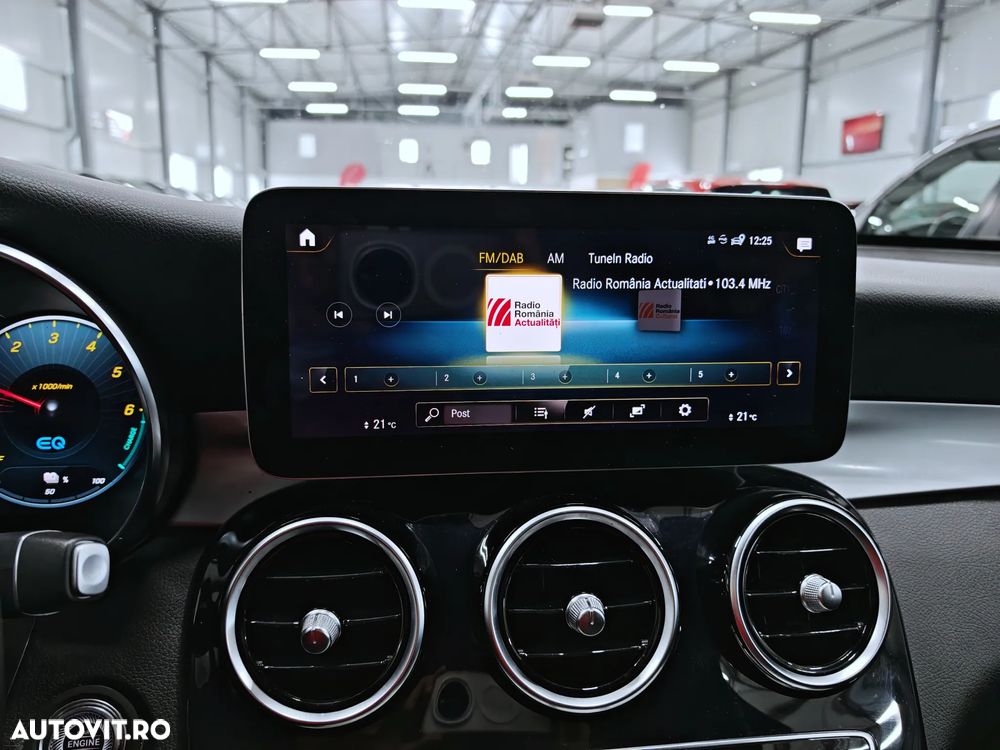 Mercedes-Benz GLC 300 de 4Matic 9G-TRONIC - 21