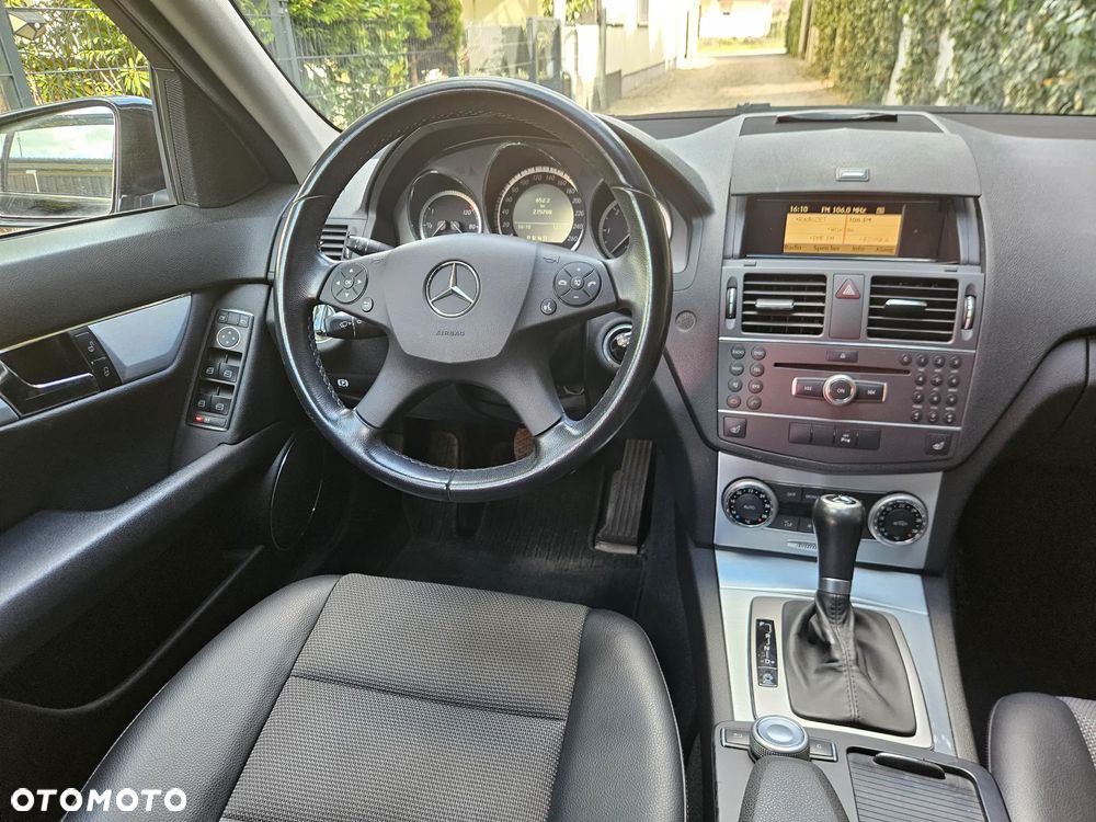 Mercedes-Benz Klasa C 220 CDI DPF Automatik BlueEFFICIENCY Avantgarde - 13