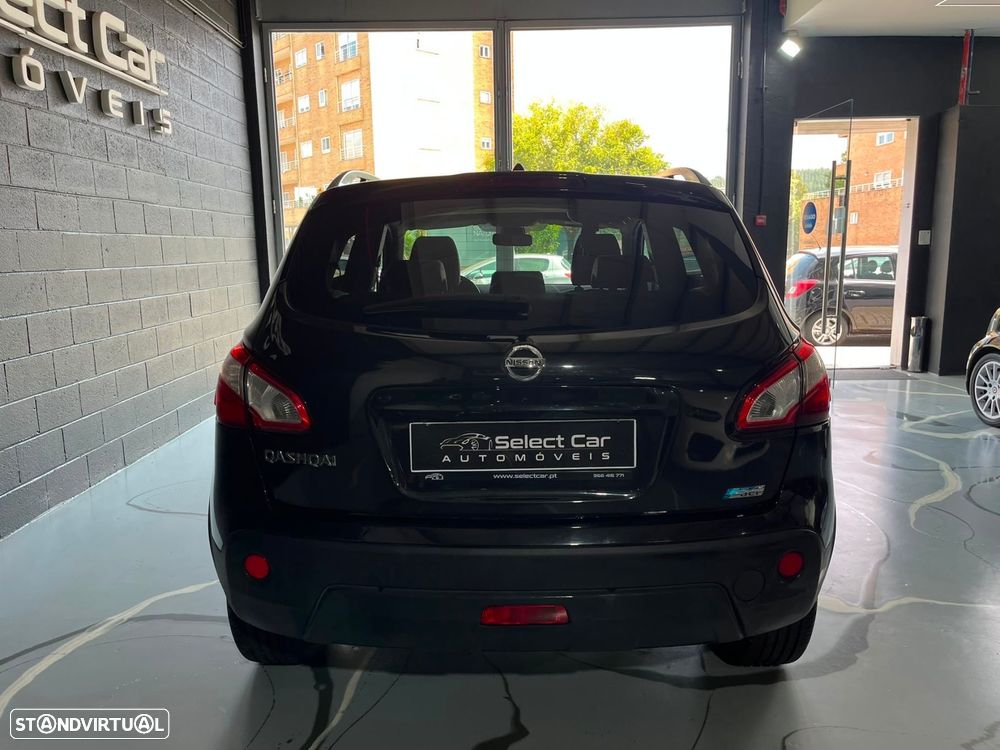 Nissan Qashqai 1.6 dCi Tekna Premium 18 360 - 6