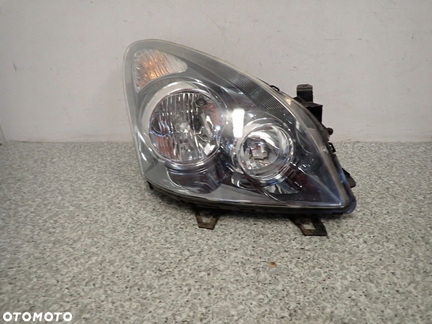TOYOTA COROLLA VERSO 07- LAMPA PRZEDNIA PRAWA REFLEKTOR PRAWY D-CAT - 3