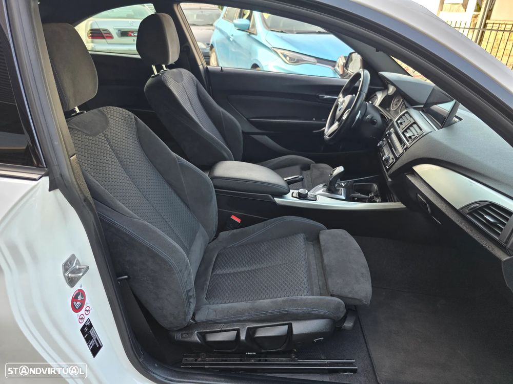 BMW 220 d Coupe Pack M Auto - 31