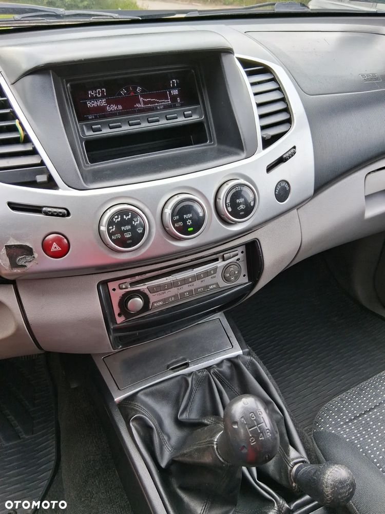 Mitsubishi L200 2.5 DID DC Instyle HP - 13