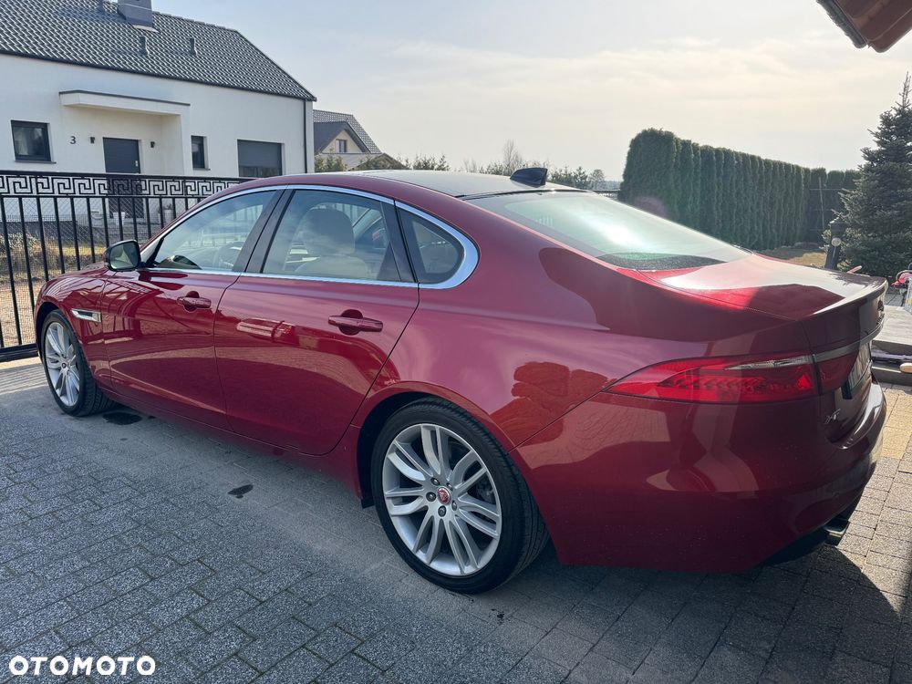 Jaguar XF 3.0 V6 S - 7
