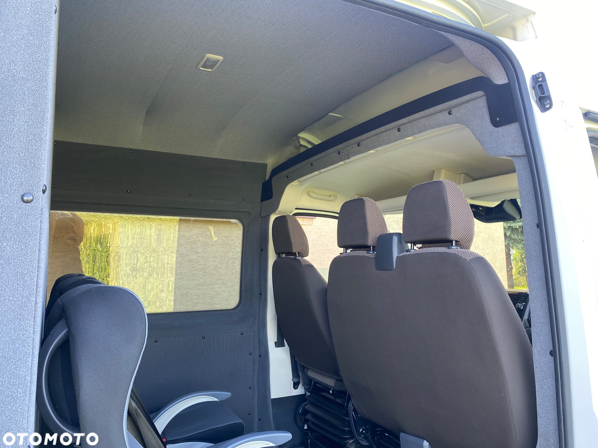 Peugeot BOXER L3H2 brygadowy 6-osobowy zakupiony w salonie w Rzeszowie bezwypadkowy - 19