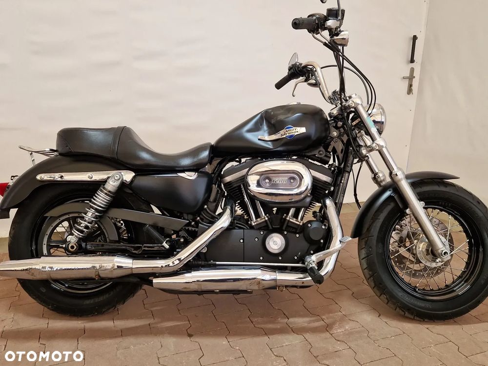 Harley-Davidson Sportster Custom 1200C - 3