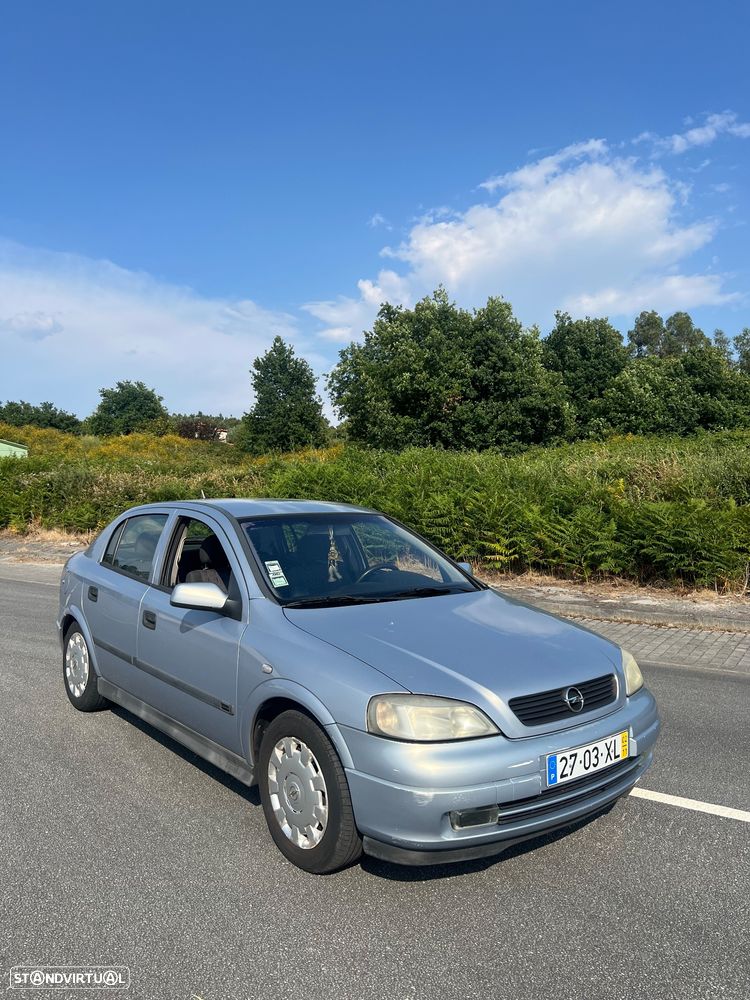 Opel Astra - 1