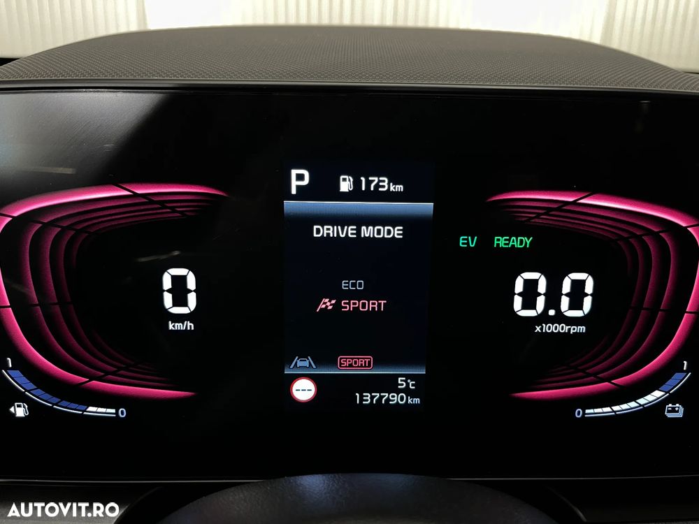 Kia Niro 1.6 GDI HEV 2WD OPF Aut. Vision - 27