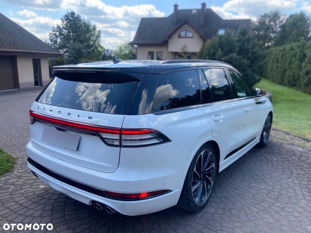 Lincoln Aviator - 11