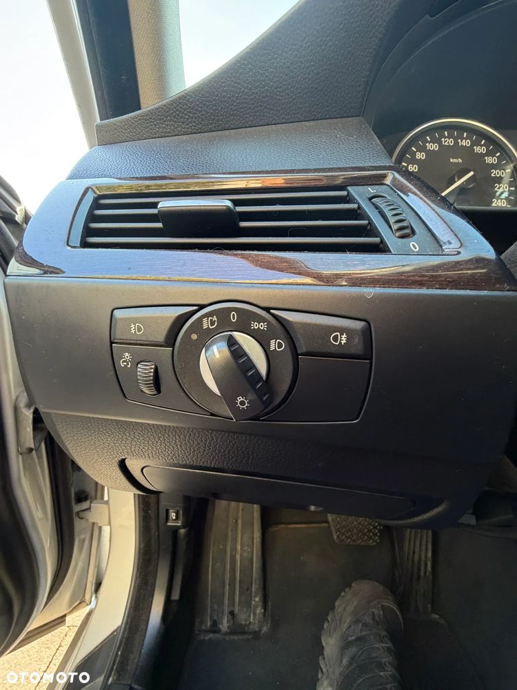 BMW Seria 5 520d - 13