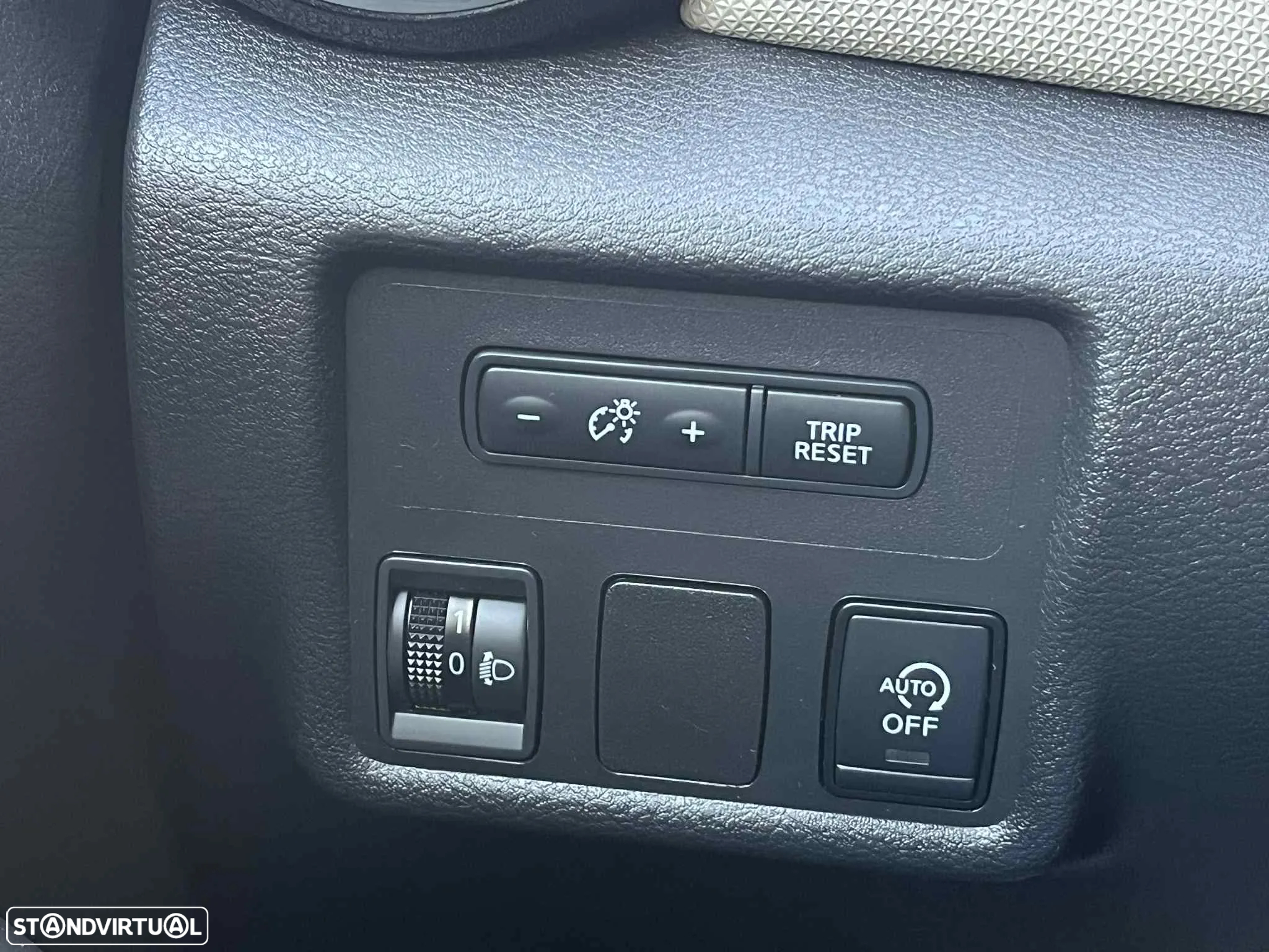 Nissan Micra 1.0 IG-T N-Connecta CVT - 16