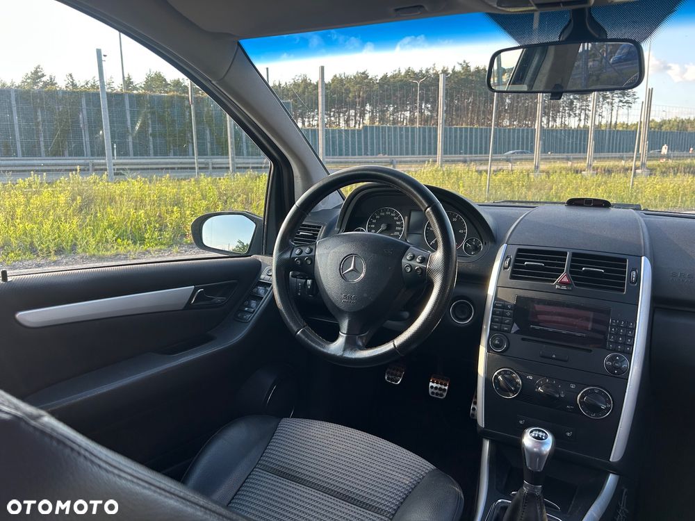 Mercedes-Benz Klasa A 180 CDI Avantgarde - 22
