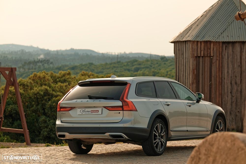 Volvo V90 Cross Country D5 AWD Geartronic Pro - 6