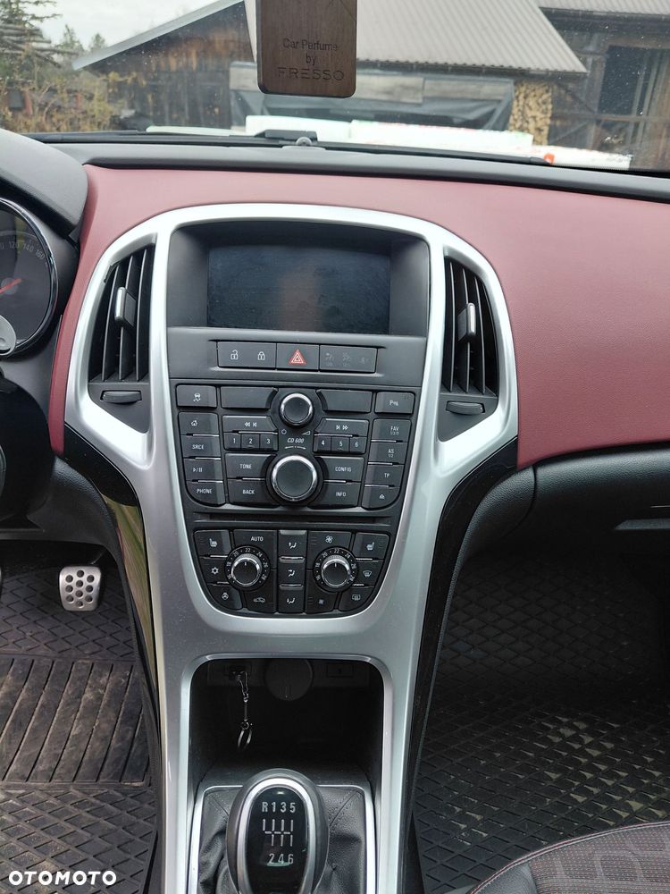 Opel Astra 1.4 Turbo - 14