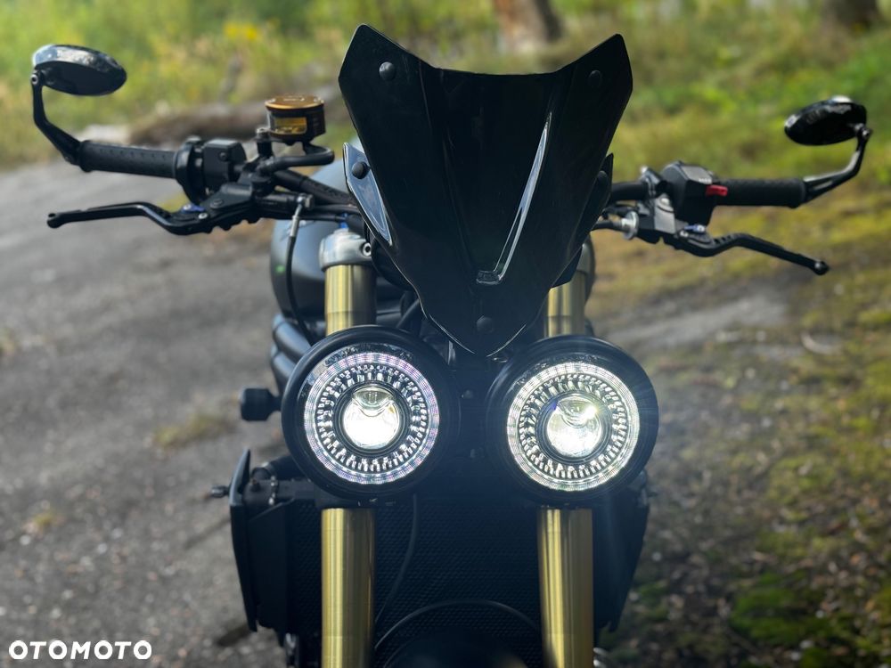 Triumph Speed Triple - 4