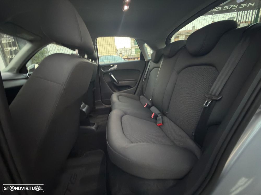Audi A1 1.4 TDI S-line - 9