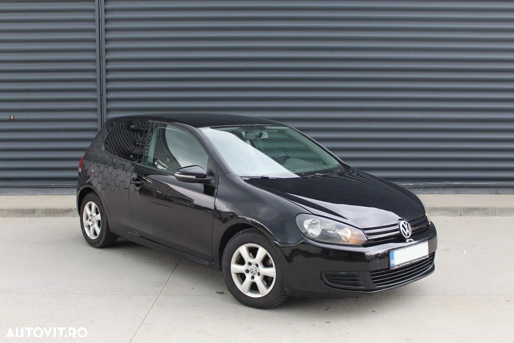 Volkswagen Golf 1.6 TDI BlueMotion Technology DPF Comfortline - 3