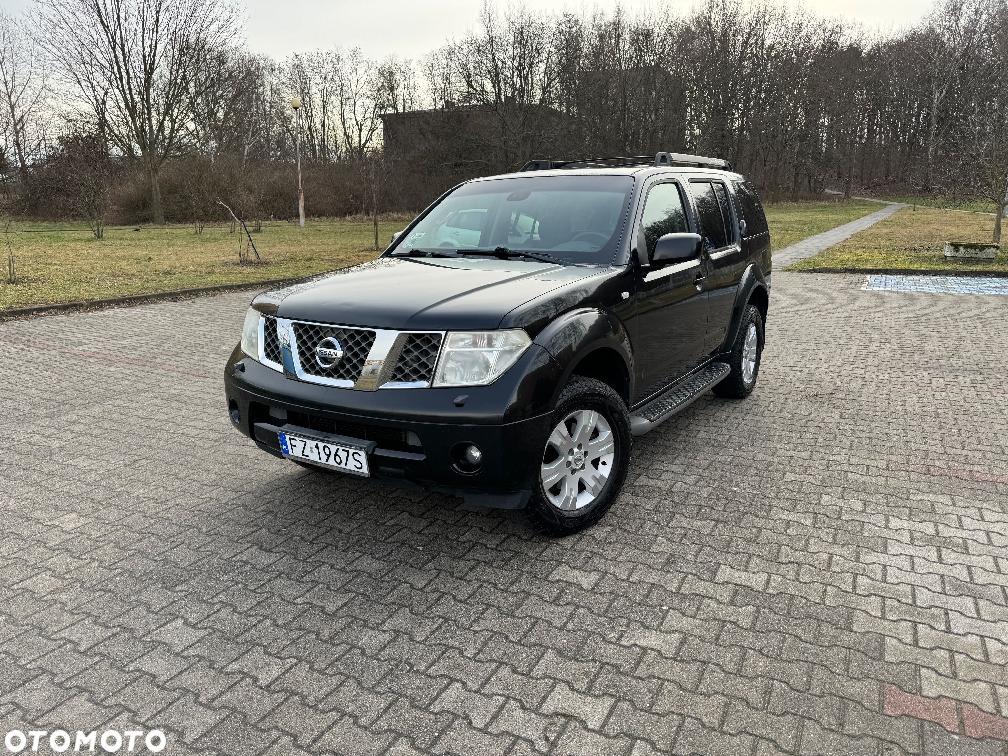 Nissan Pathfinder 2.5 D Platinum - 1